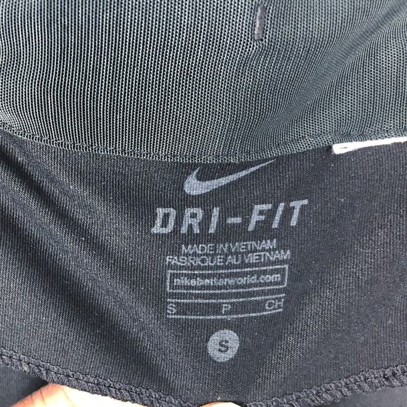 Nike Capris Dri-Fit Size Small - Picture 8 of 8